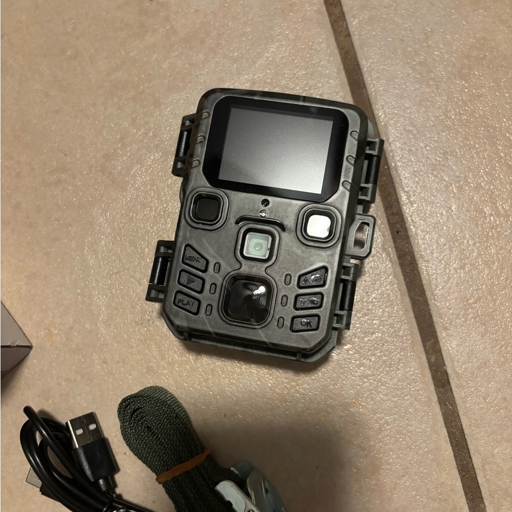NIB Mini301 Digital Trail Camera 24MP 1080P HD Wildlife Hunting Nightvision - Picture 2 of 9